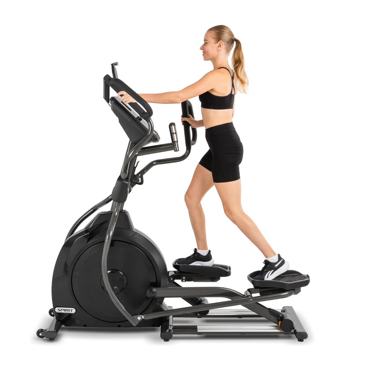 Spirit Fitness XE795 Elliptical