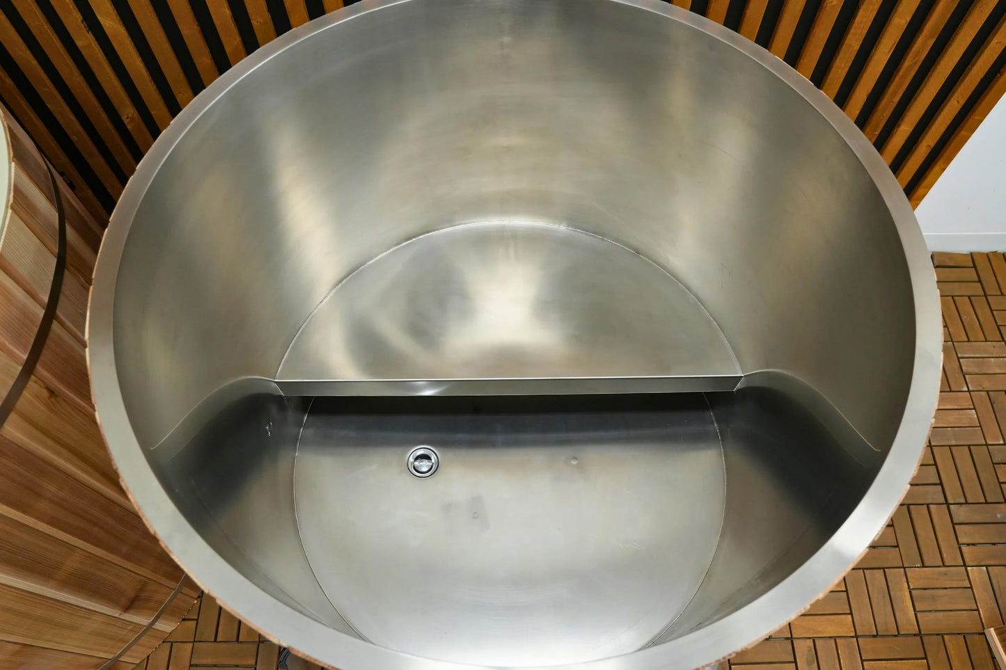 dynamic cold therapy pacific cedar barrel marine grade 316 stainless steel interior 7