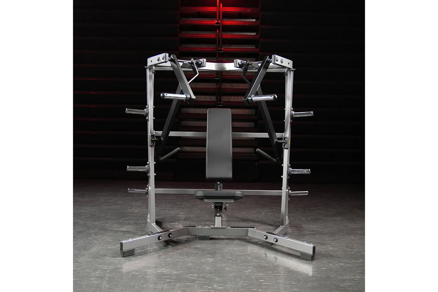 Hammer Strength plate-loaded iso-lateral wide chest press machine with silver frame and black padding, front view