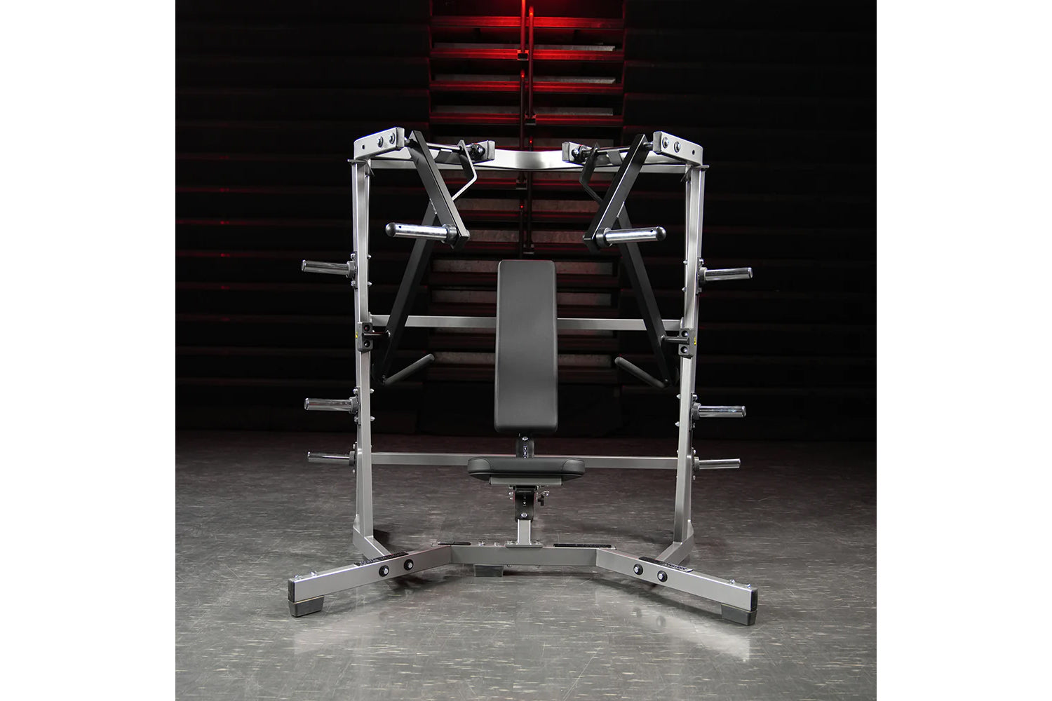 Hammer Strength plate-loaded iso-lateral wide chest press machine with silver frame and black padding, front view